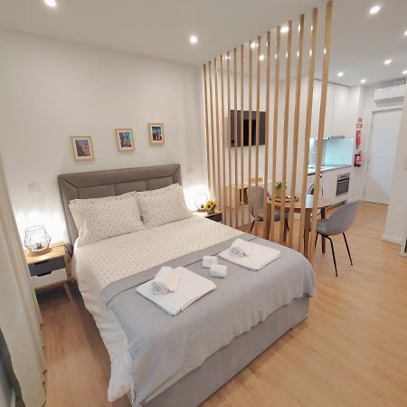 A Window To Porto - Premium Apartment Porto Downtown Bagian luar foto